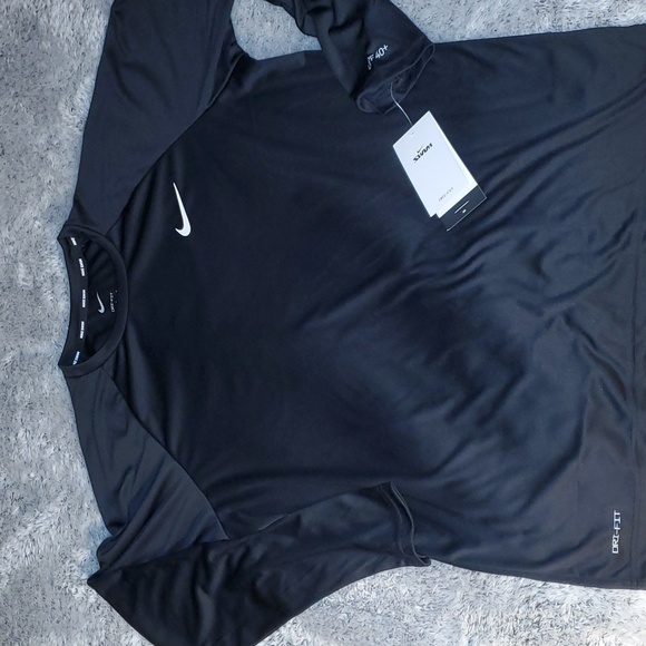 Nike Dri-fit long sleeve - Picture 1 of 5